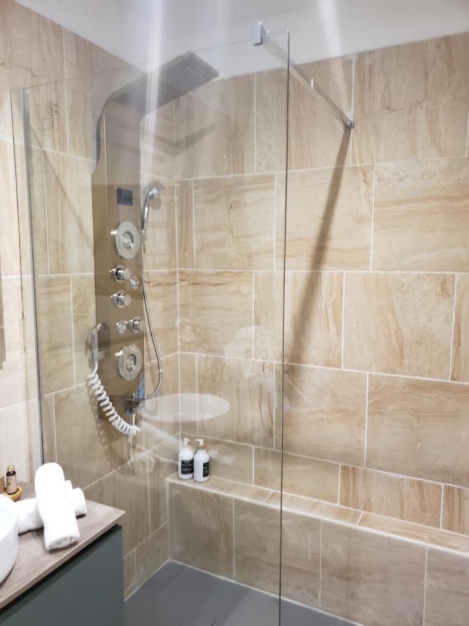 Maison Du Bonheur 2 A Troyes Logement Entier Avec Parking Екстер'єр фото