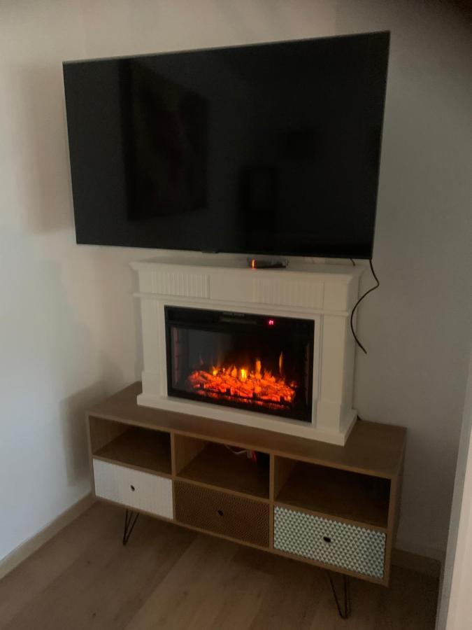 Maison Du Bonheur 2 A Troyes Logement Entier Avec Parking Екстер'єр фото