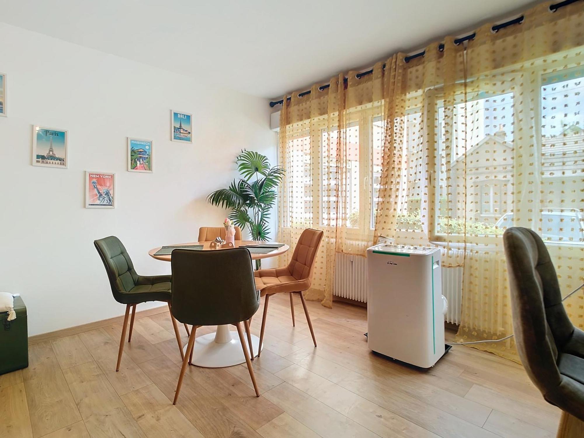 Maison Du Bonheur 2 A Troyes Logement Entier Avec Parking Екстер'єр фото